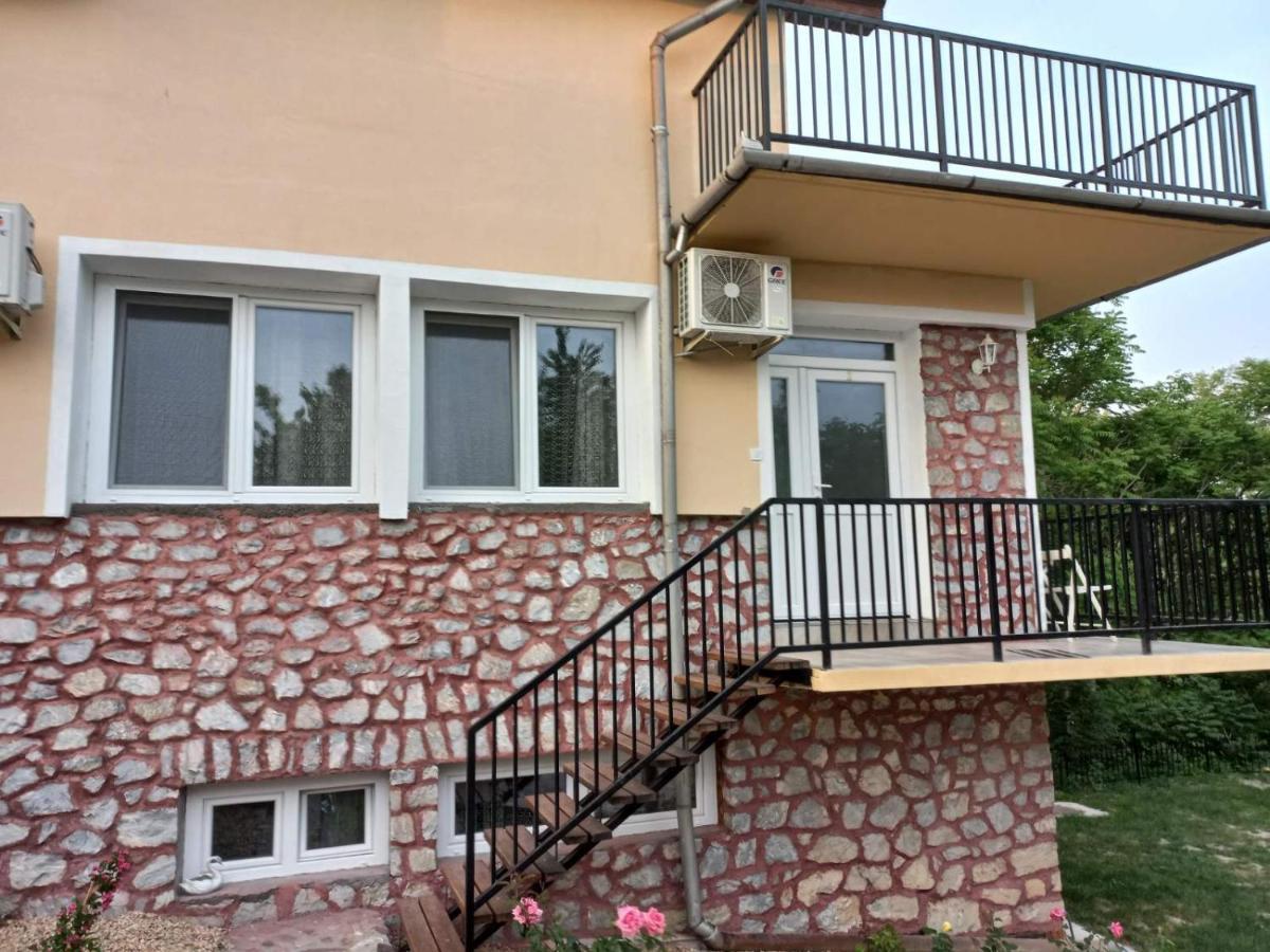 Apartment Gecse-villa *